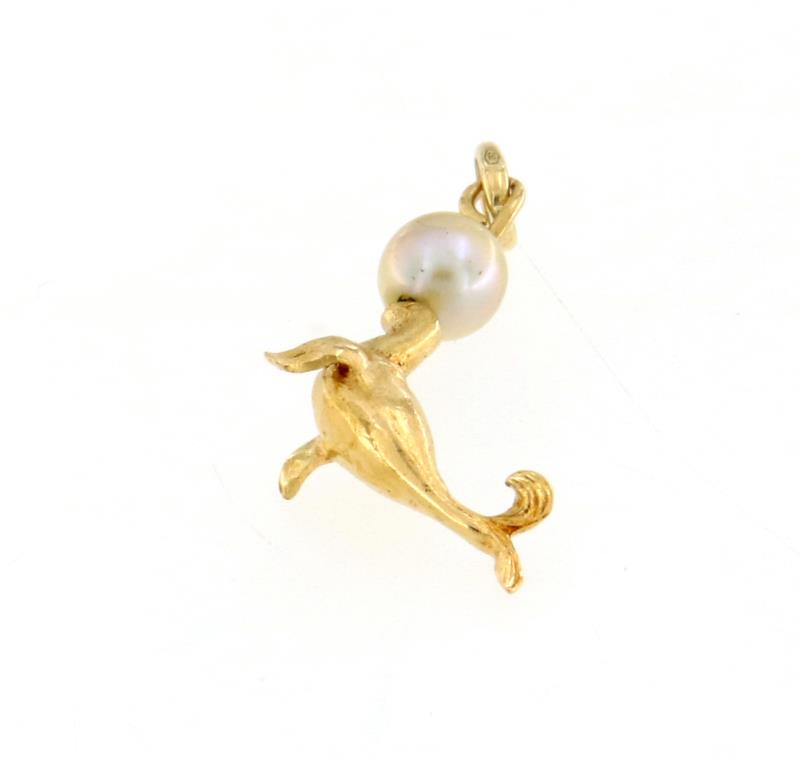 Ciondolo oro giallo 750/1000 foca con perla