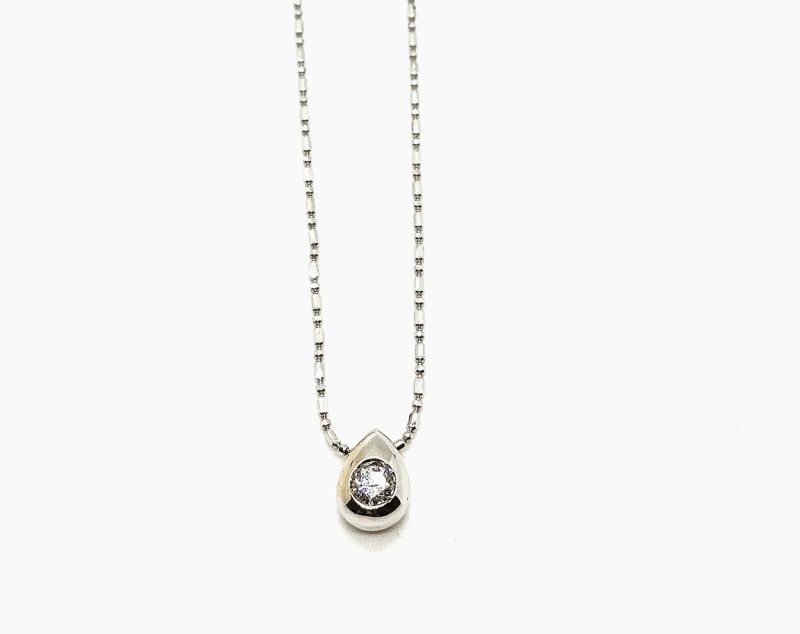 Collana oro bianco 750/1000  maglia 1+1 con pendente a goccia e diamante  da ct 0.25  colore - g - vs2 cm 40